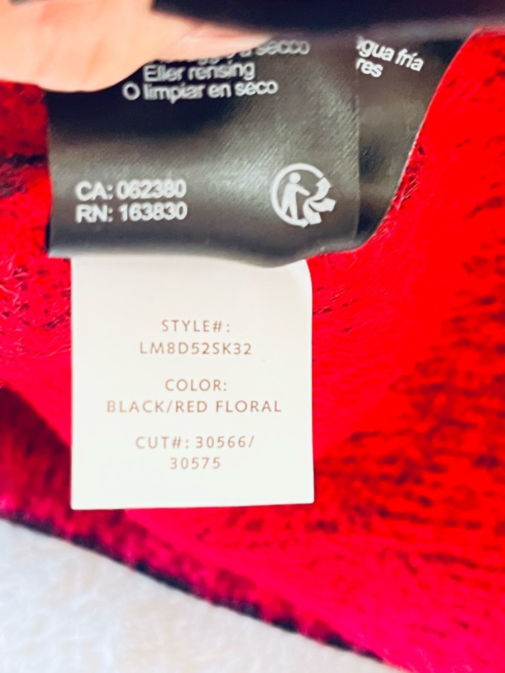 NWT Liverpool Red Black Floral Crewneck Sweater Long Sleeve Soft Vibrant Women - Picture 7 of 10